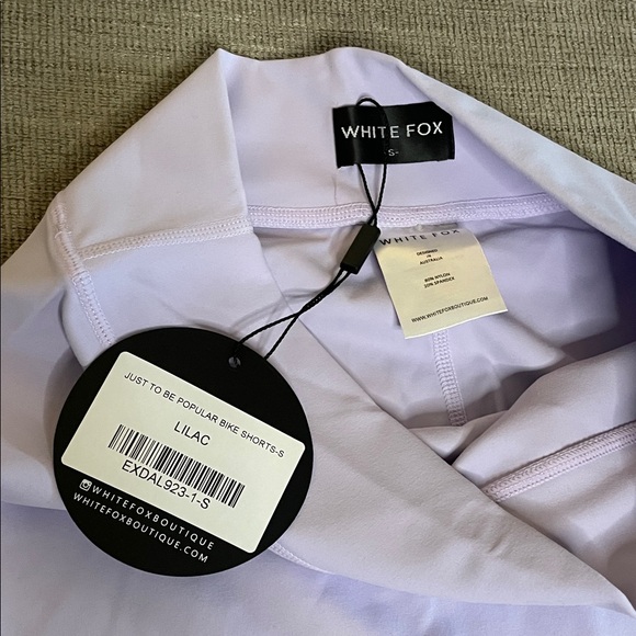 White Fox Lilac Biker Shorts, size S NWT - Picture 3 of 4